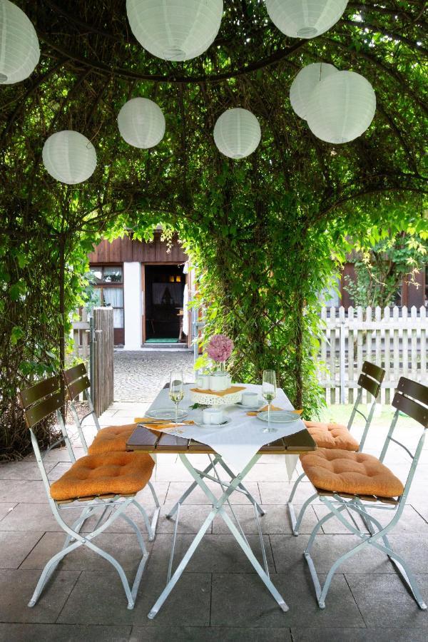 Hotel Schrenkhof Unterhaching Luaran gambar