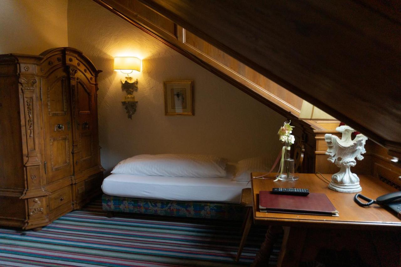 Hotel Schrenkhof Unterhaching Luaran gambar