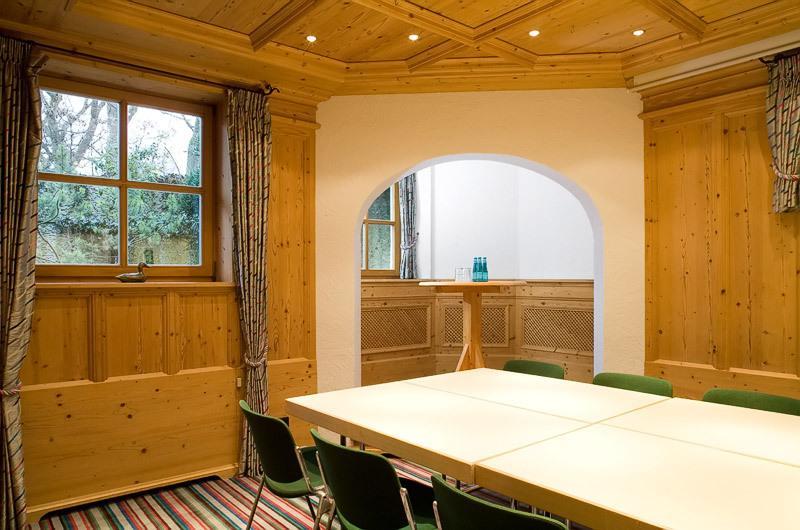 Hotel Schrenkhof Unterhaching Luaran gambar